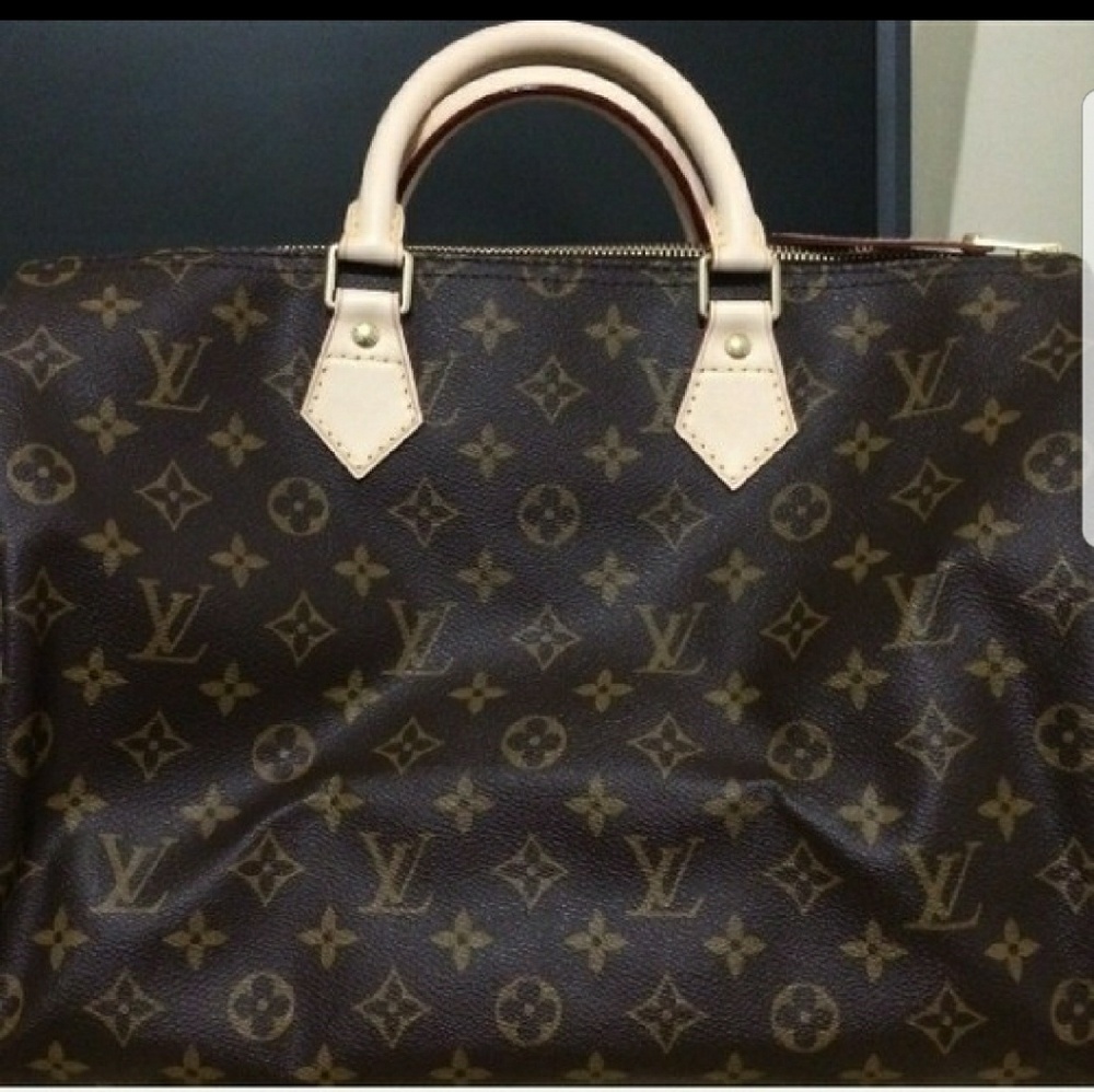Louis Vuitton Speed 35